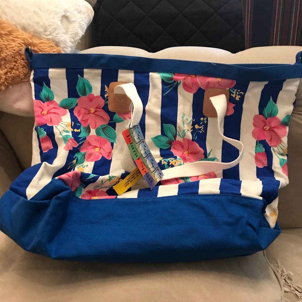 Island spun tote